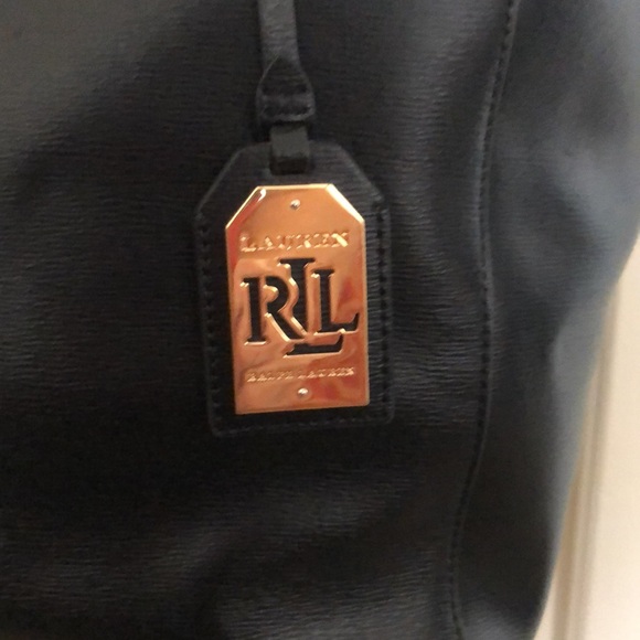 Lauren Ralph Lauren large black leather shoulder bag/purse. - Picture 12 of 13